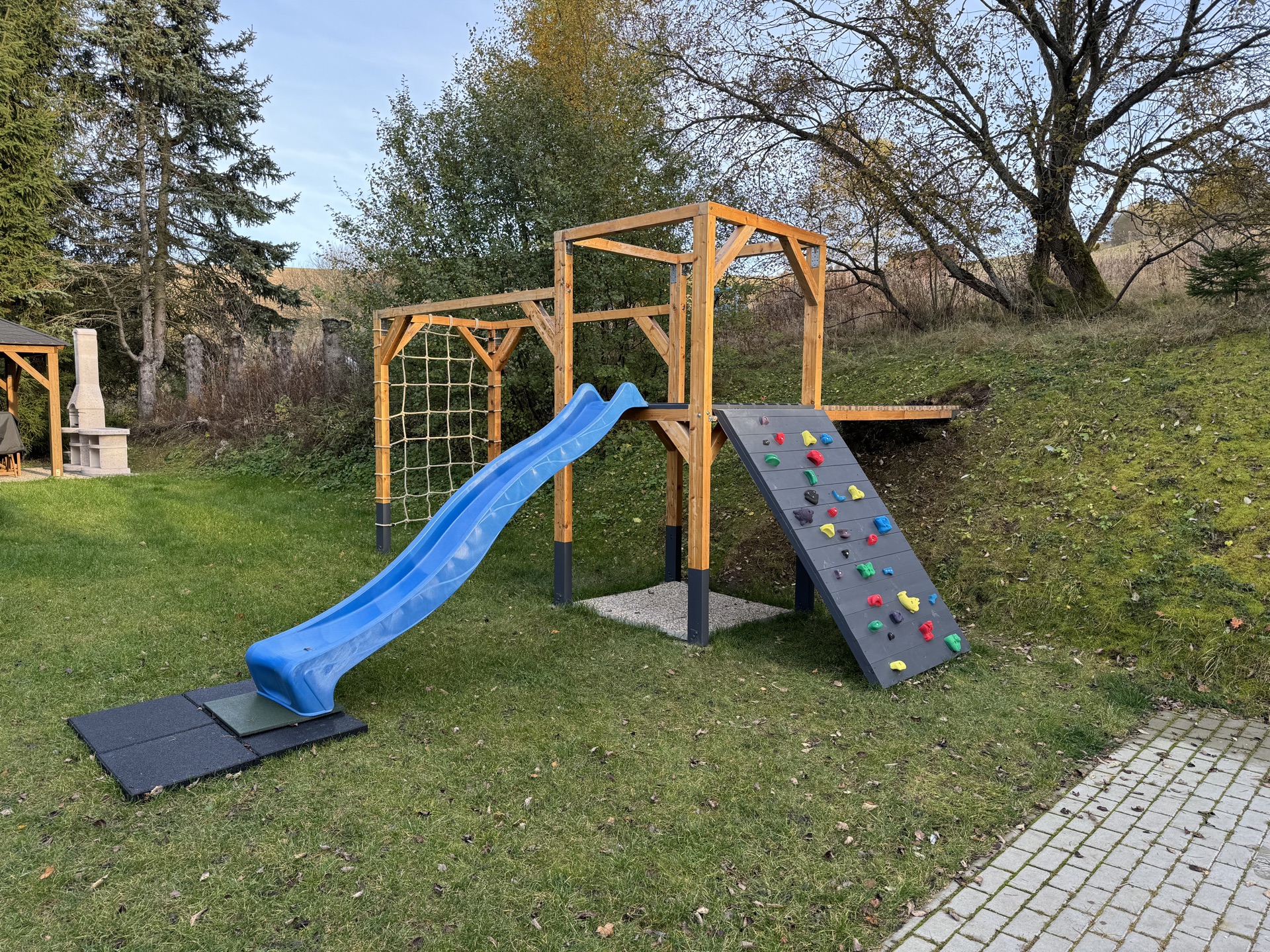 Růžová Chalupa – dětské hřiště